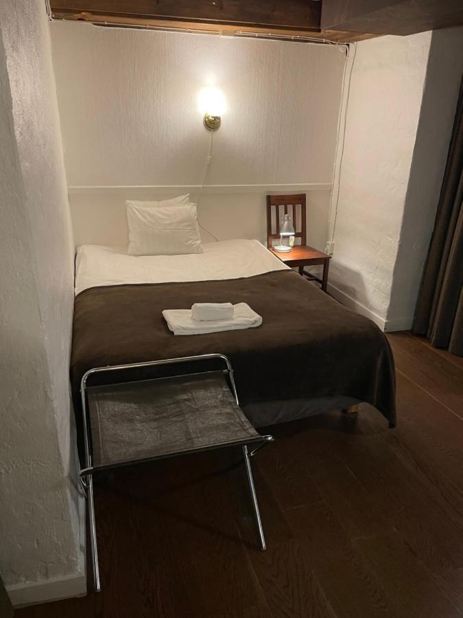 Port Hotel